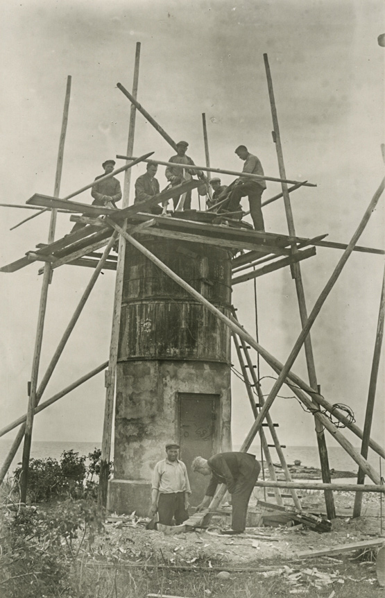 Строительство маяка Манилайд
